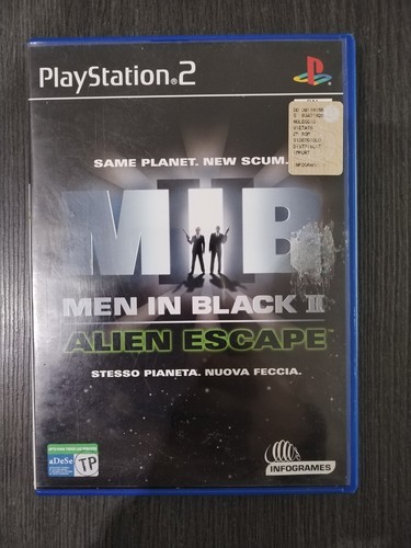 Men black alien escape - in,
